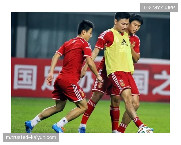 石柯徐新邓涵文齐聚玉昆 国脚级内援补强带来的即战力提升 石柯徐新邓涵文齐聚玉昆 国脚级内援补强带来的即战力提升